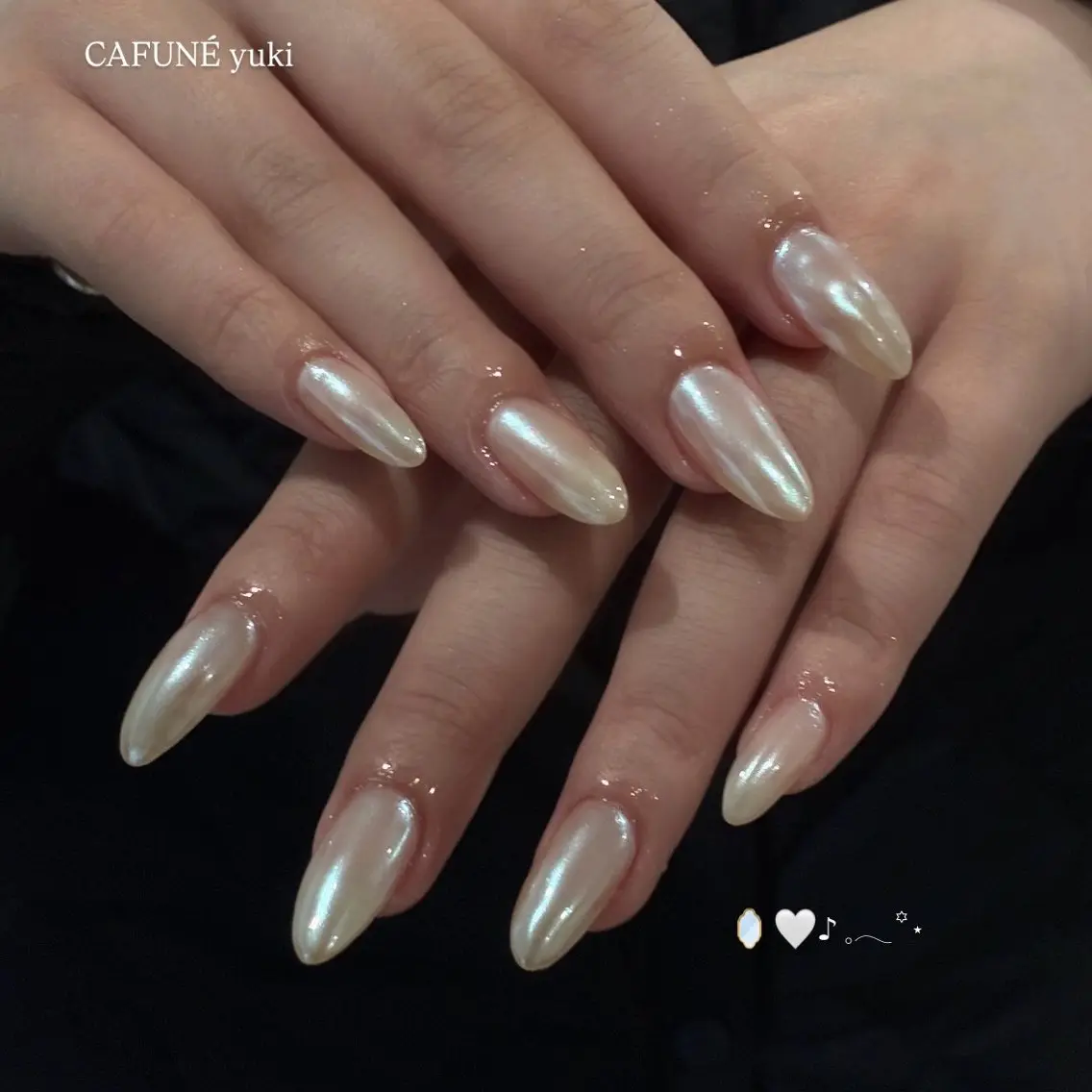 ネイル ハンドネイル 🎼CAFUNÉ_ TOKYO.•*¨のネイルデザイン