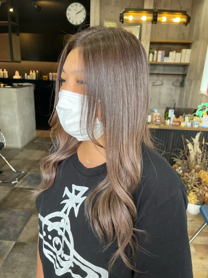 ロング カラー グラデーションカラー ハイライトカラー ハイライト Felice Erikaのヘアスタイル