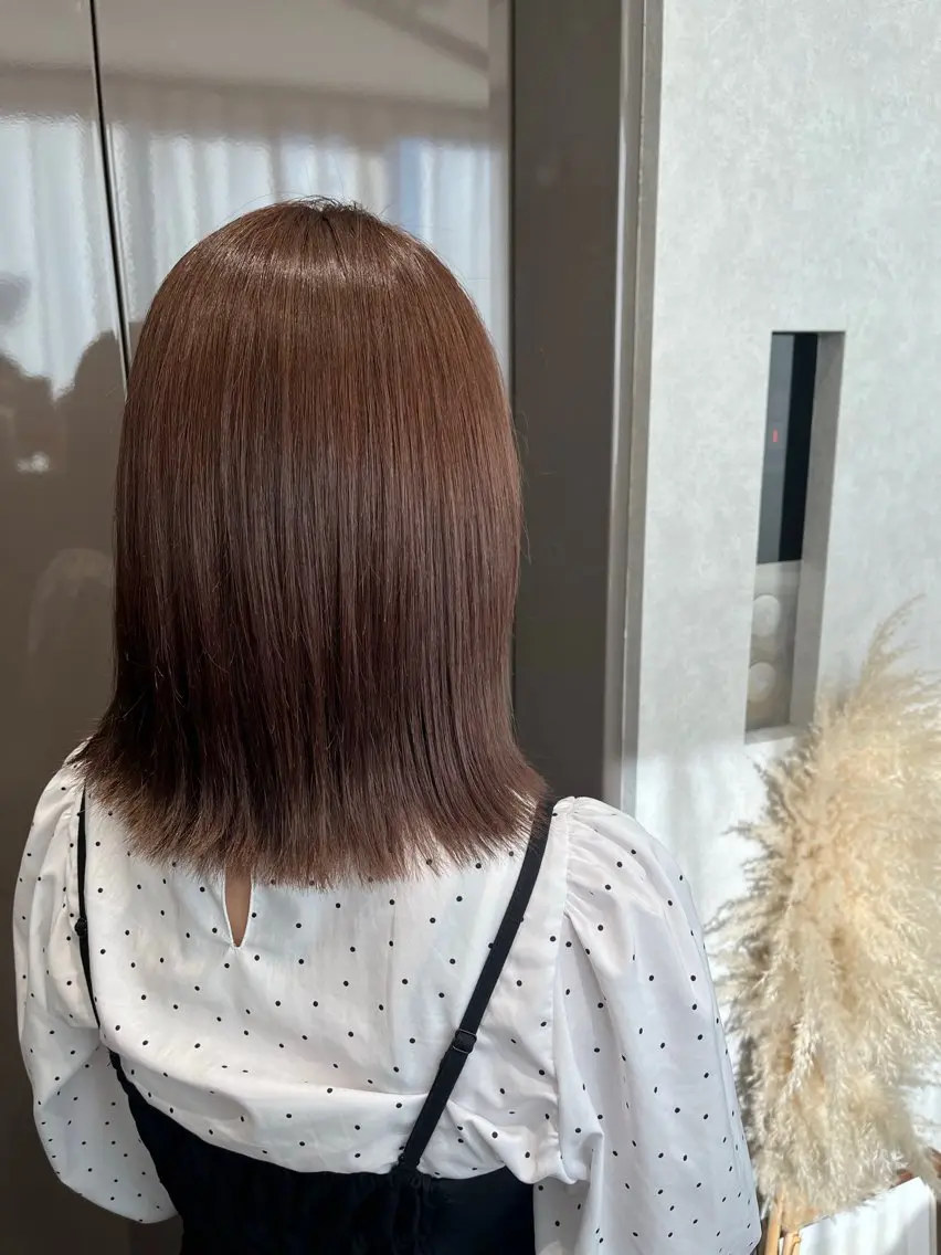 ミディアム カラー カット ヘアカラー QUEなつみ 🕊🫧のヘアスタイル