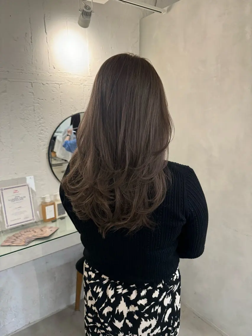 セミロング カット ヘアカラー トリートメント 100％可愛い顔周り 💓レイヤー/しずくのヘアスタイル