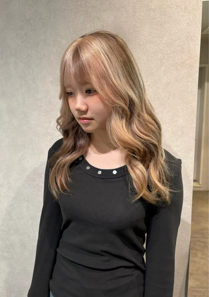 セミロング ヘアカラー 透明感モテスタイル 💞SHIORI💞のヘアスタイル
