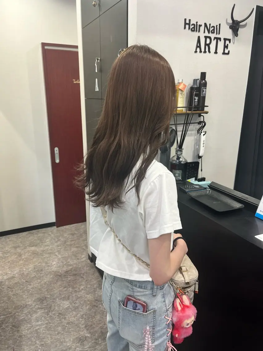 ロング カラー ヘアカラー 友滝 真菜美のヘアスタイル
