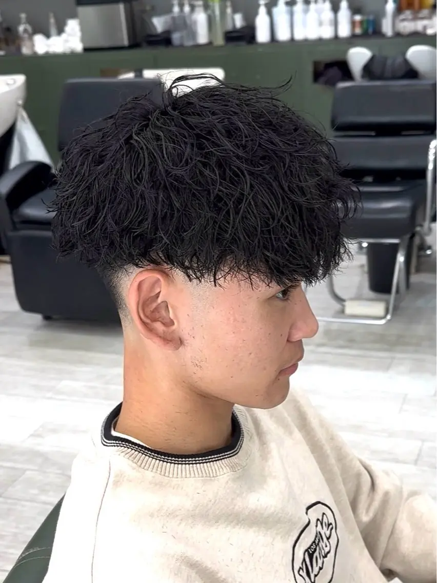 ミディアム パーマ メンズ 【メンズ専門】 聞谷 友貴矢のヘアスタイル