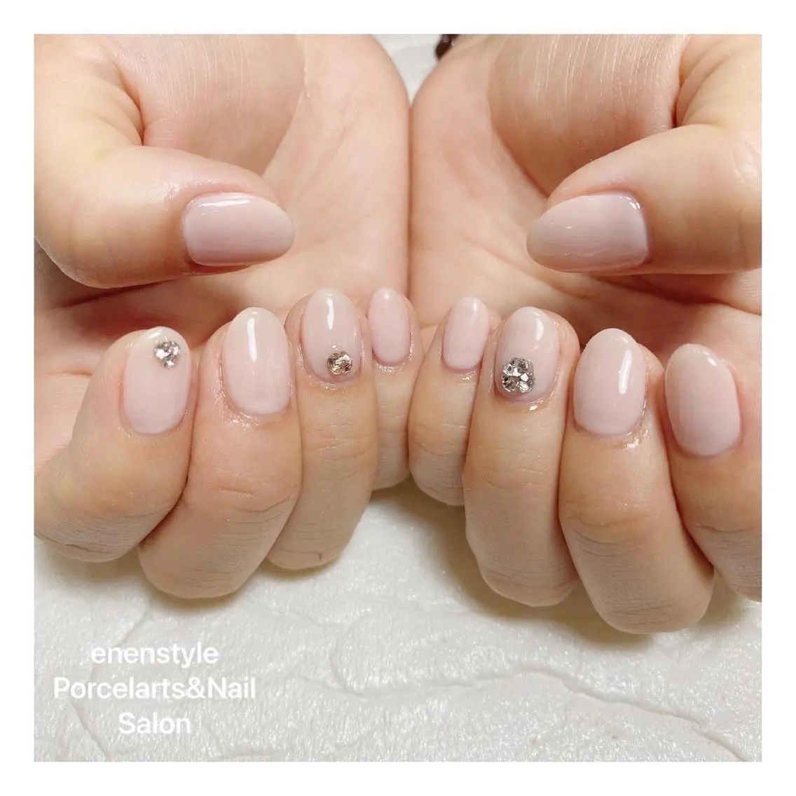 ミディアム ネイル 🐾enen style 🐾のネイルデザイン