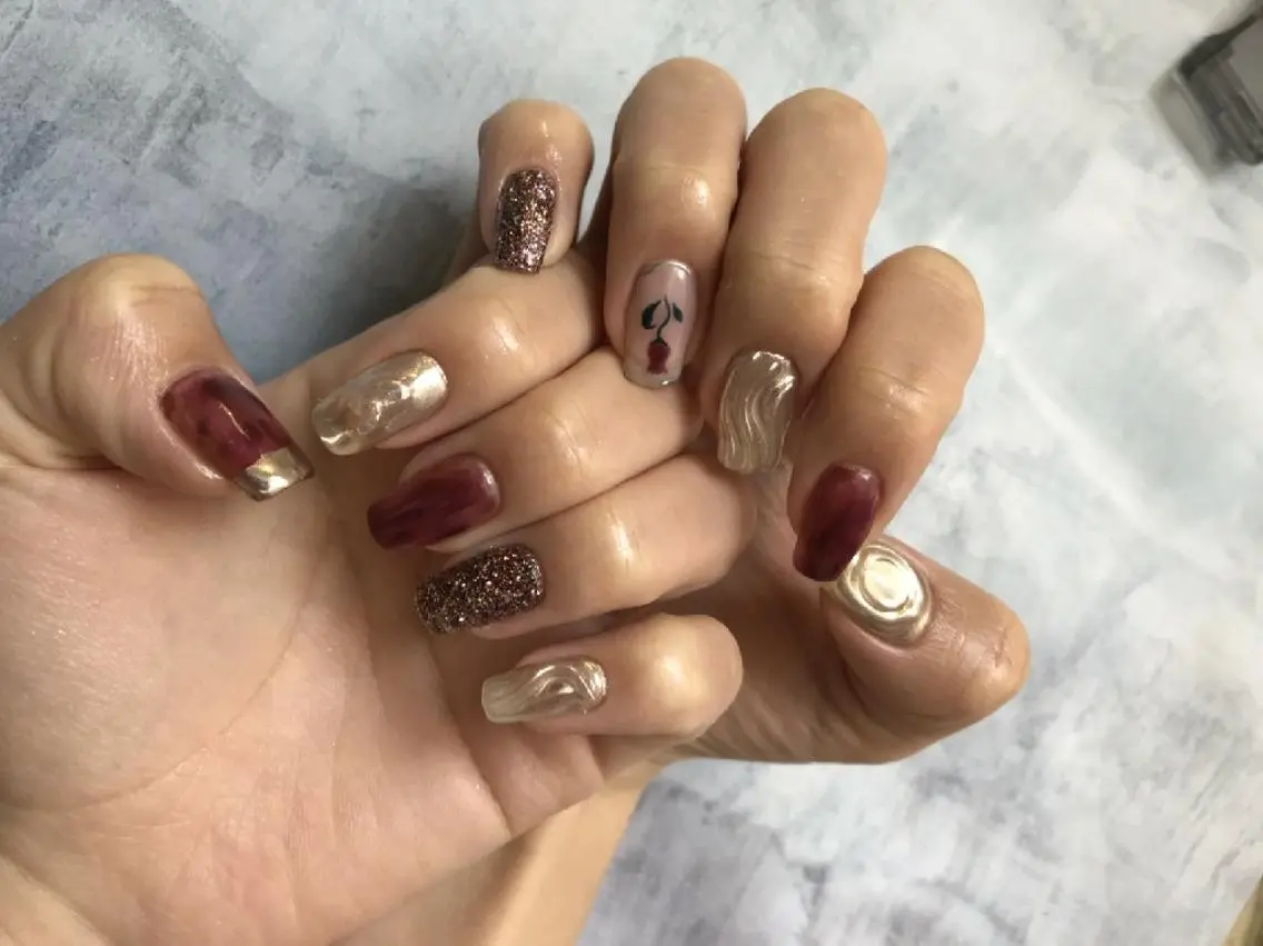 ネイル ニュアンスネイル ハンドネイル ハンドケア lylynail YUUKAのネイルデザイン