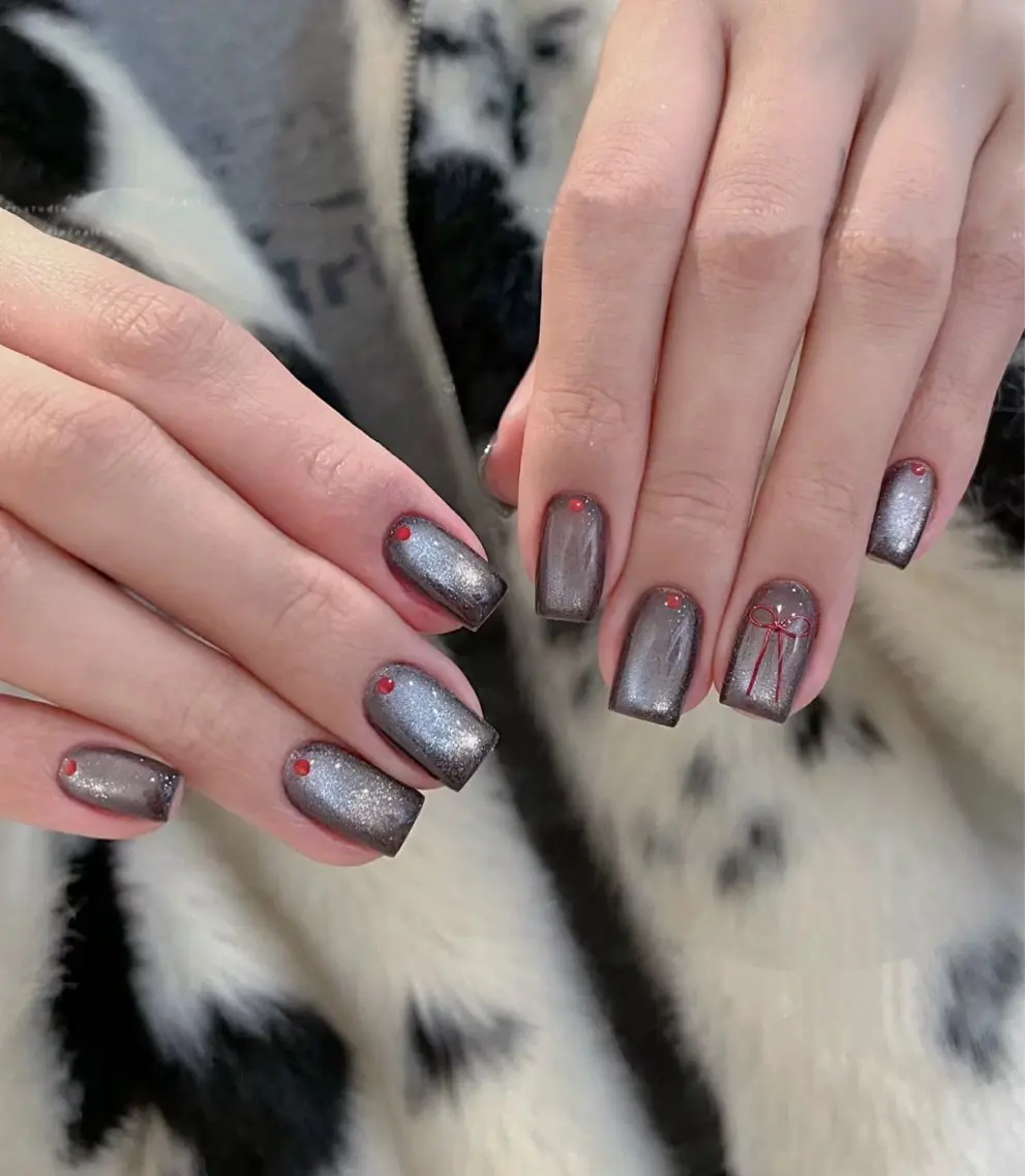ネイル キラキラネイル マグネットネイル ワンカラーネイル BabyYouMi nailのネイルデザイン