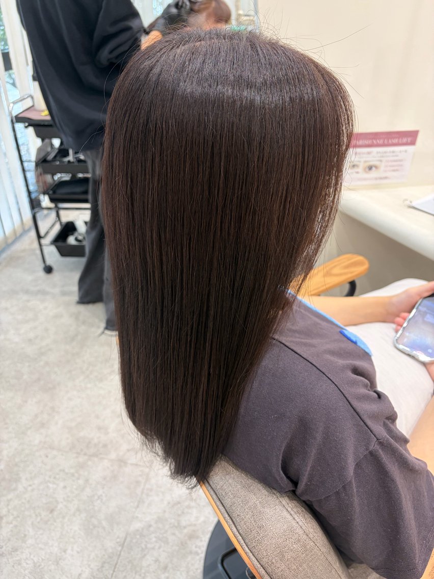 ロング カラー ヘアカラー トリートメント 志村 梨帆のヘアスタイル