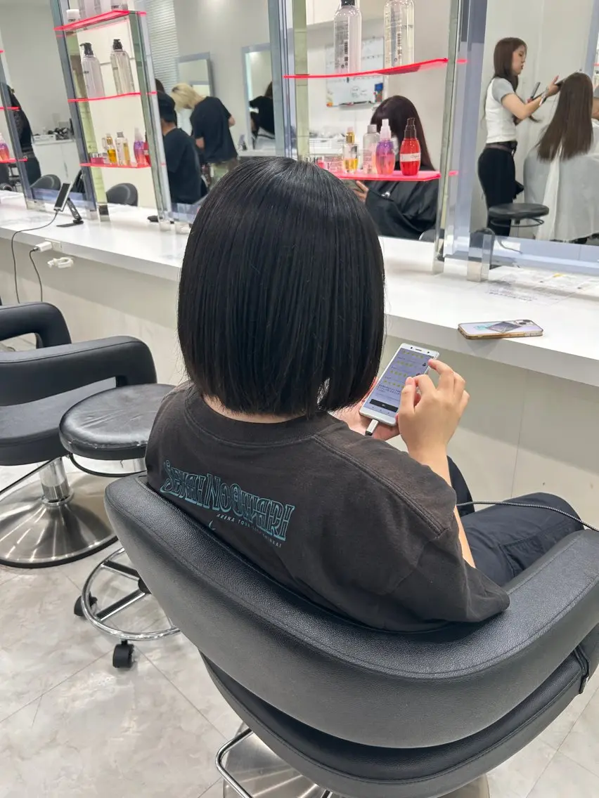 ミディアム カラー カット ヘアカラー トリートメント 韓国ヘア赤み消し特化 ー🦋RION🦋のヘアスタイル