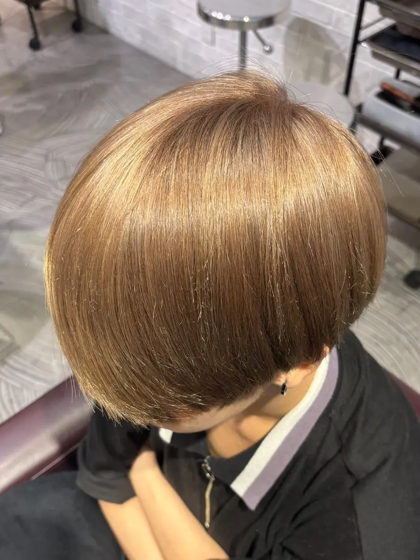 ショート カラー ヘアアレンジ メンズ ベージュカラー ボブ/レイヤー/丸み ショート/遠藤龍雅のヘアスタイル