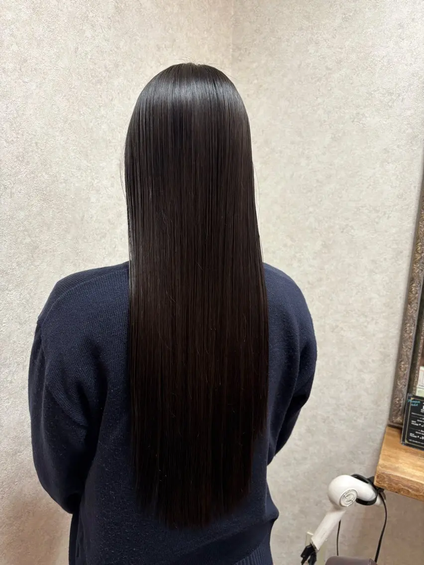 カット+髪質改善ストレートの写真