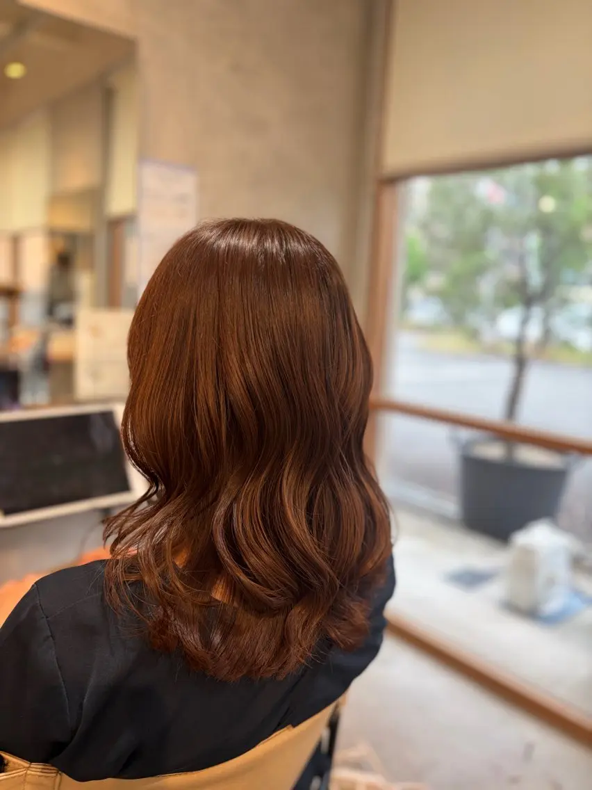 セミロング カラー アディクシーカラー ベージュカラー ブラウンカラー 透明感カラー ピンクカラー カット ヘアカラー トリートメント momoka オリーブ/ベージュのヘアスタイル