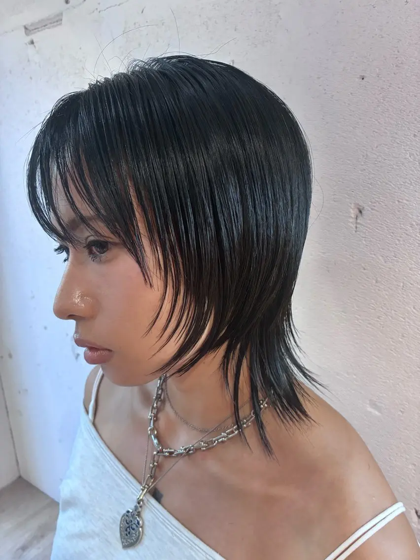 ミディアム レイヤーカット ウルフカット 齊下 幹のヘアスタイル