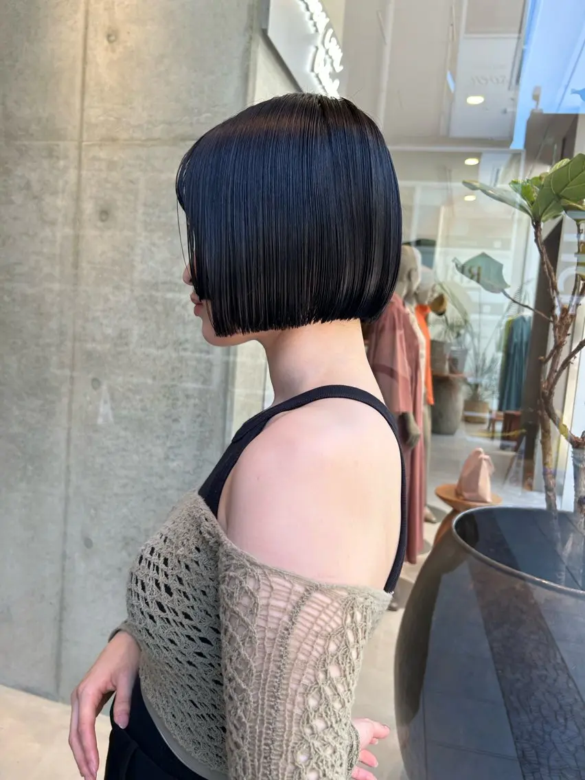 ショート カラー ボブ AKO .のヘアスタイル