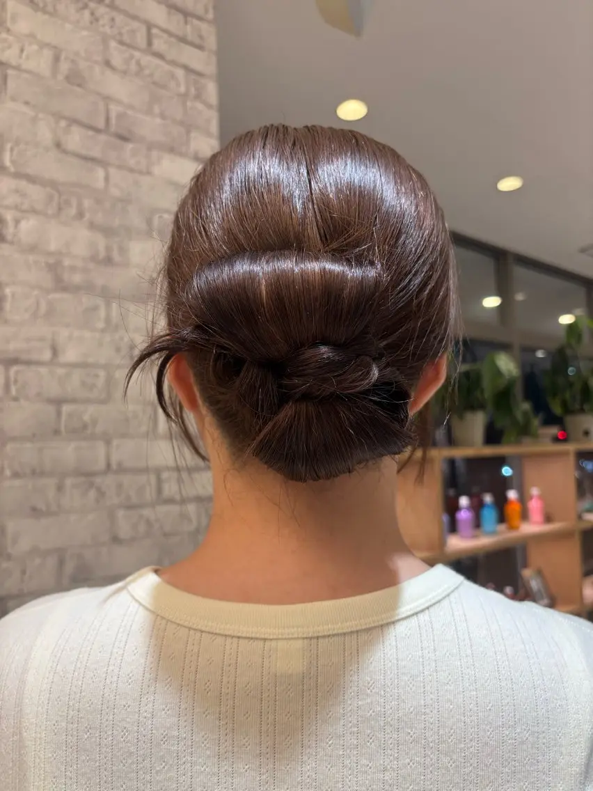 セミロング ヘアアレンジ 浅井 唯のヘアスタイル