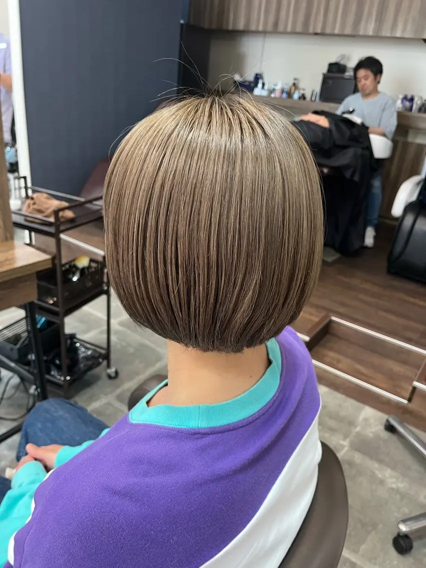 ショート 鈴木 絢奈のヘアスタイル