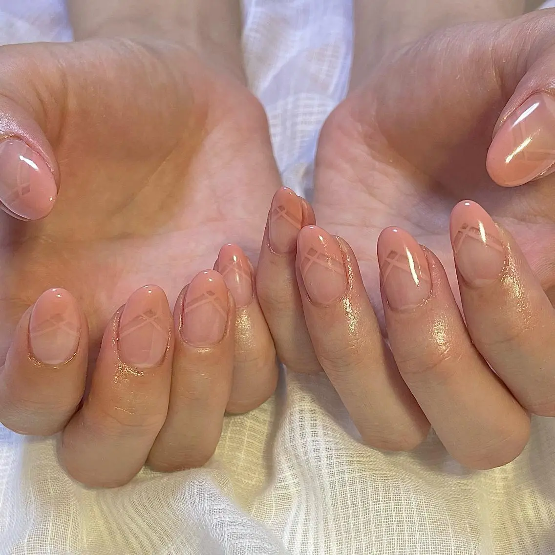 ネイル フレンチネイル ハンドネイル Nailsalon BLOOM🌷 山崎のネイルデザイン