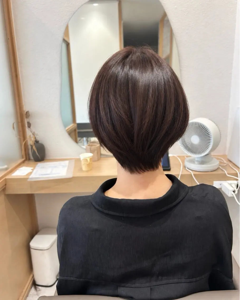 ショート ケアカラー ショートヘア カット トリートメント ヘッドスパ 久木原 ゆりのヘアスタイル