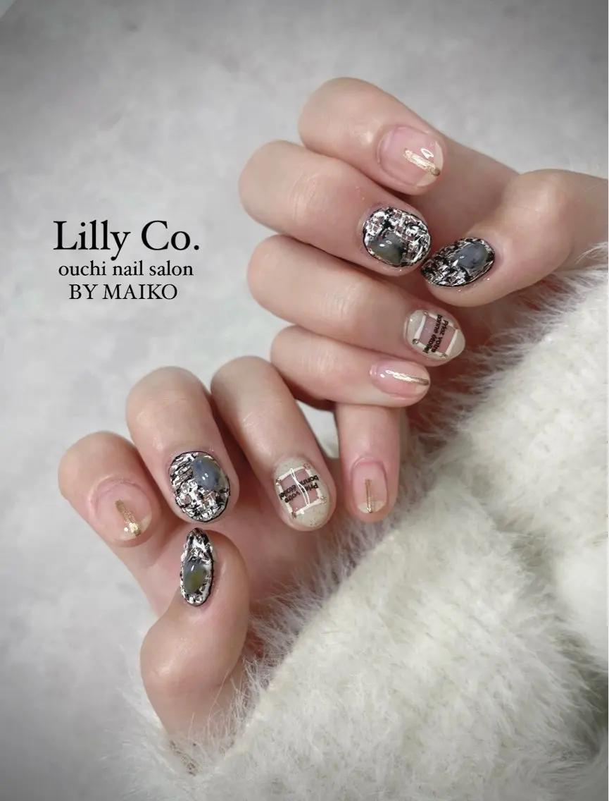 ネイル シンプルネイル ストーンネイル ツイードネイル ハンドネイル ハンドケア Lilly Co.のネイルデザイン
