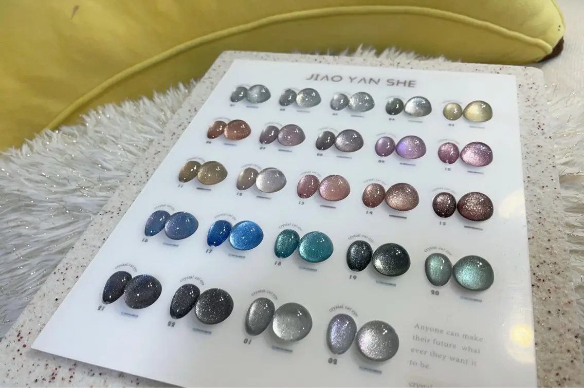 ネイル マグネットネイル Azel nail 伊野麗のネイルデザイン