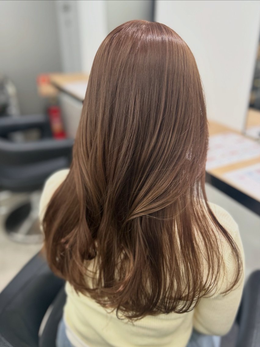ロング カラー ヘアカラー トリートメント ヘッドスパ ヘアセット YUKA🤍ベージュ /ミルクティーのヘアスタイル