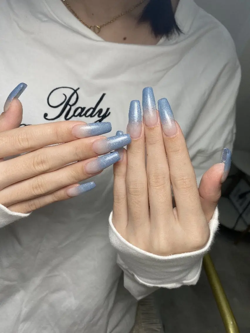 ネイル チークネイル フレンチネイル ジェルネイル ガーリー キラキラネイル ハンドネイル UM Nail Salonのネイルデザイン
