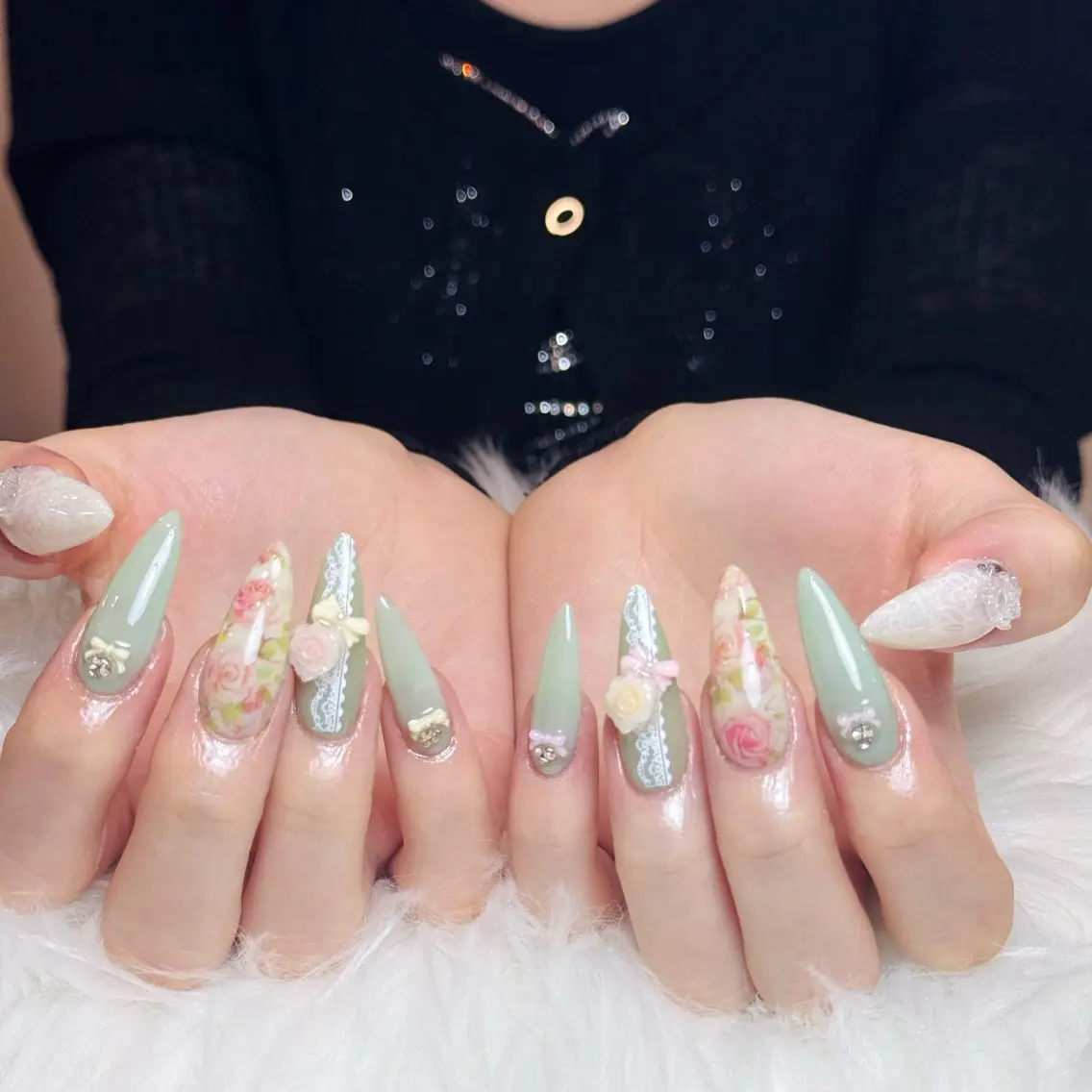 ネイル フレンチネイル ジェルネイル グラデーション 韓国ネイル ロングネイル ハンドネイル Luci Nailのネイルデザイン
