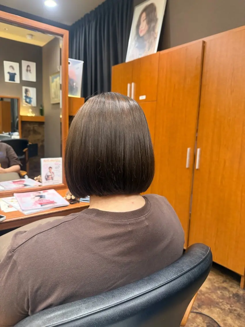 ショート カット キクチ マナのヘアスタイル