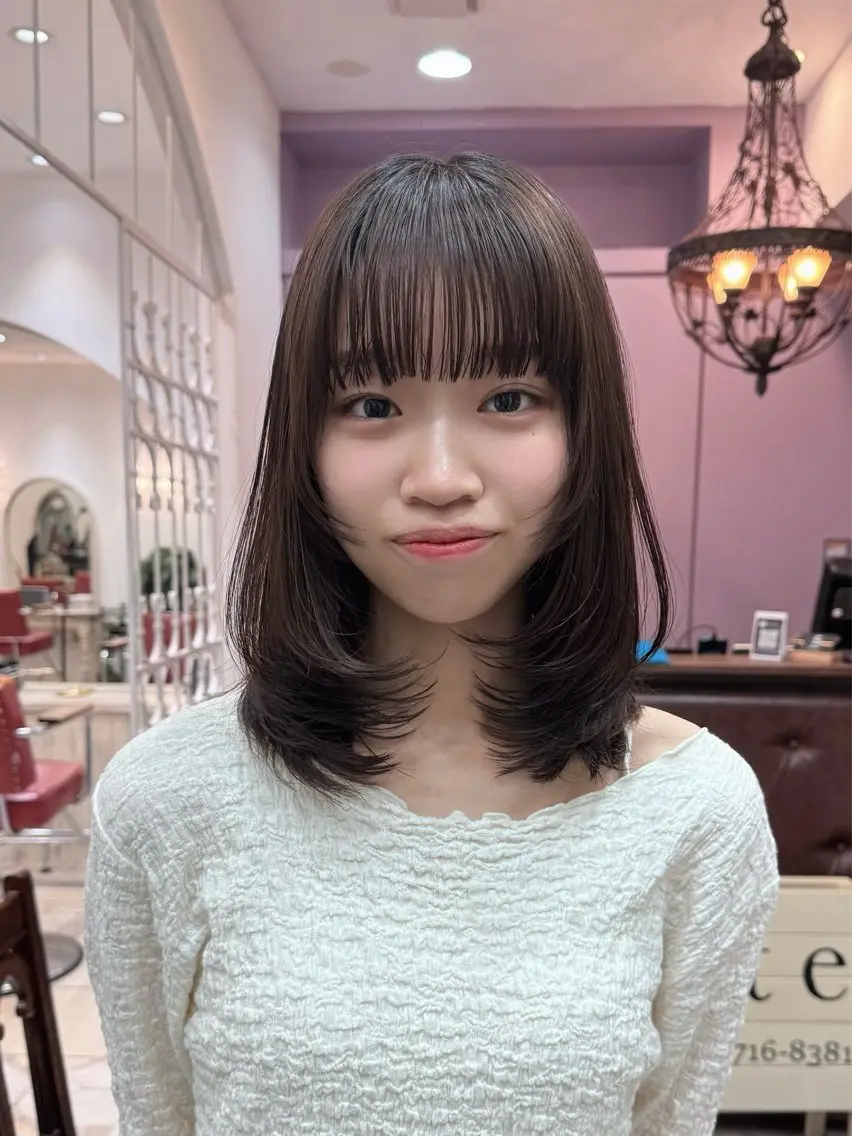 ミディアム ミディアムレイヤー レイヤーカット カット ウルフ/レイヤー /髪質改善 ナユタのヘアスタイル