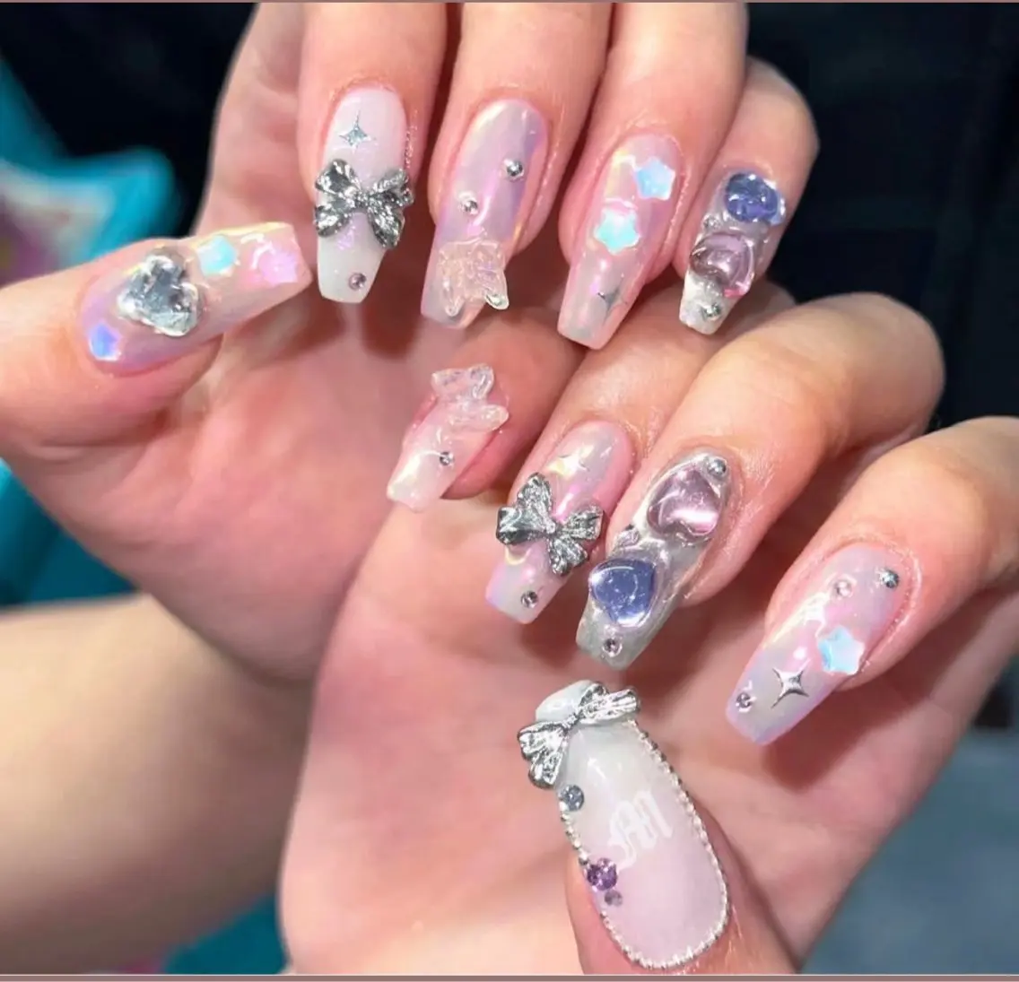 ネイル アートネイル オーロラネイル チークネイル フレンチネイル ガラスフレンチ 🎀🎀YooLi Nail Salonのネイルデザイン