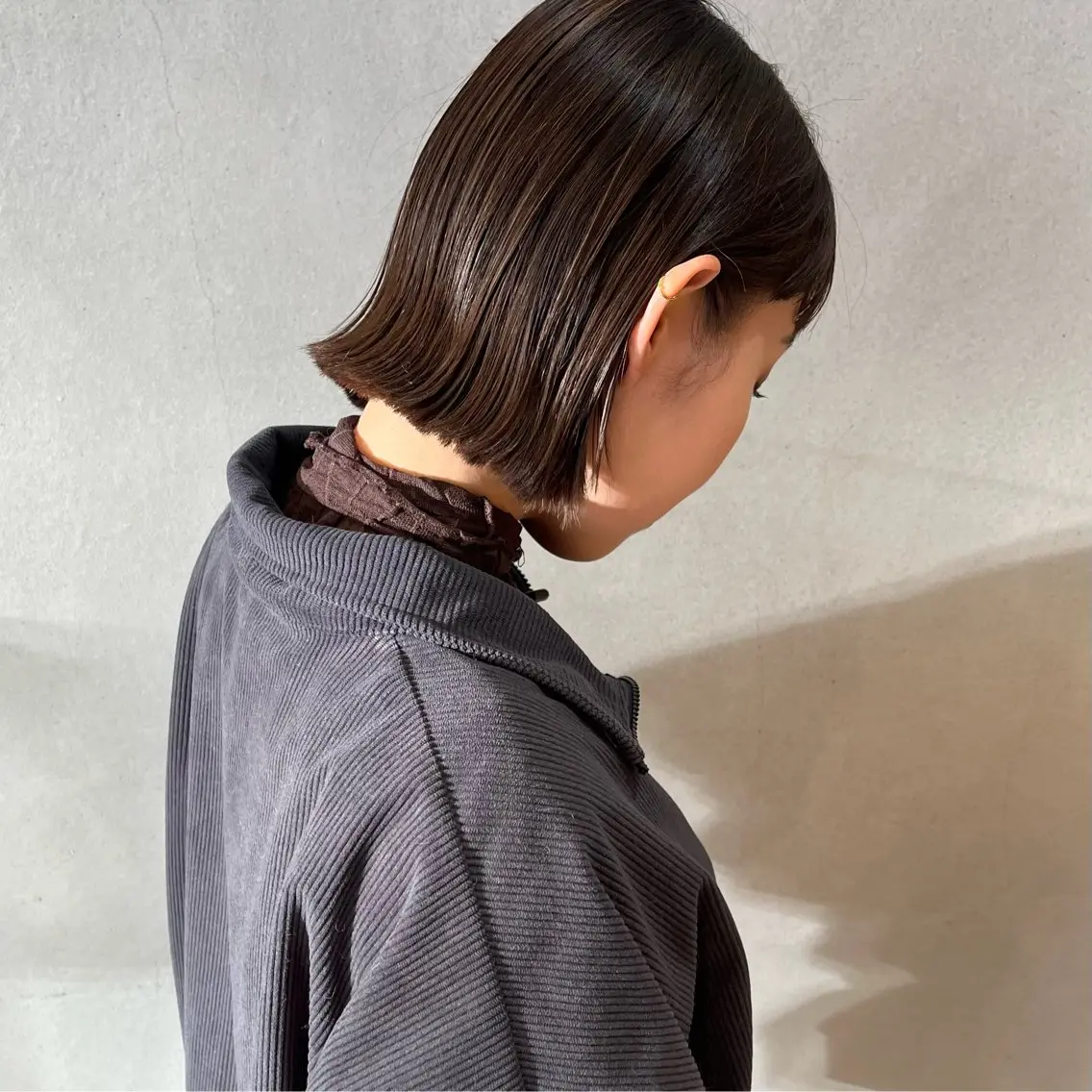 ショート カラー 切りっぱなしボブ ボブ カット ヘアカラー トリートメント ボブ/透明感カラー /坂口恵梨子のヘアスタイル