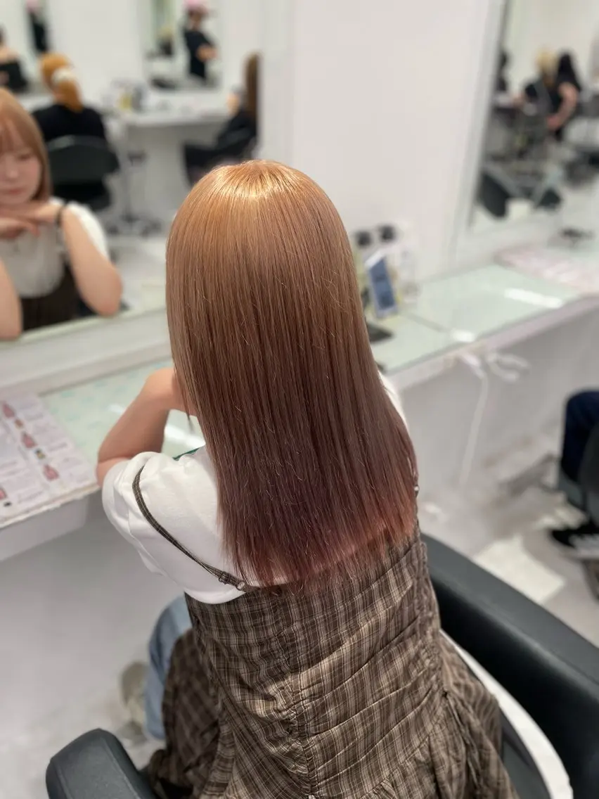 ミディアム カラー ヘアカラー トリートメント トレンド暖色ヘア🍒 miu🍒のヘアスタイル