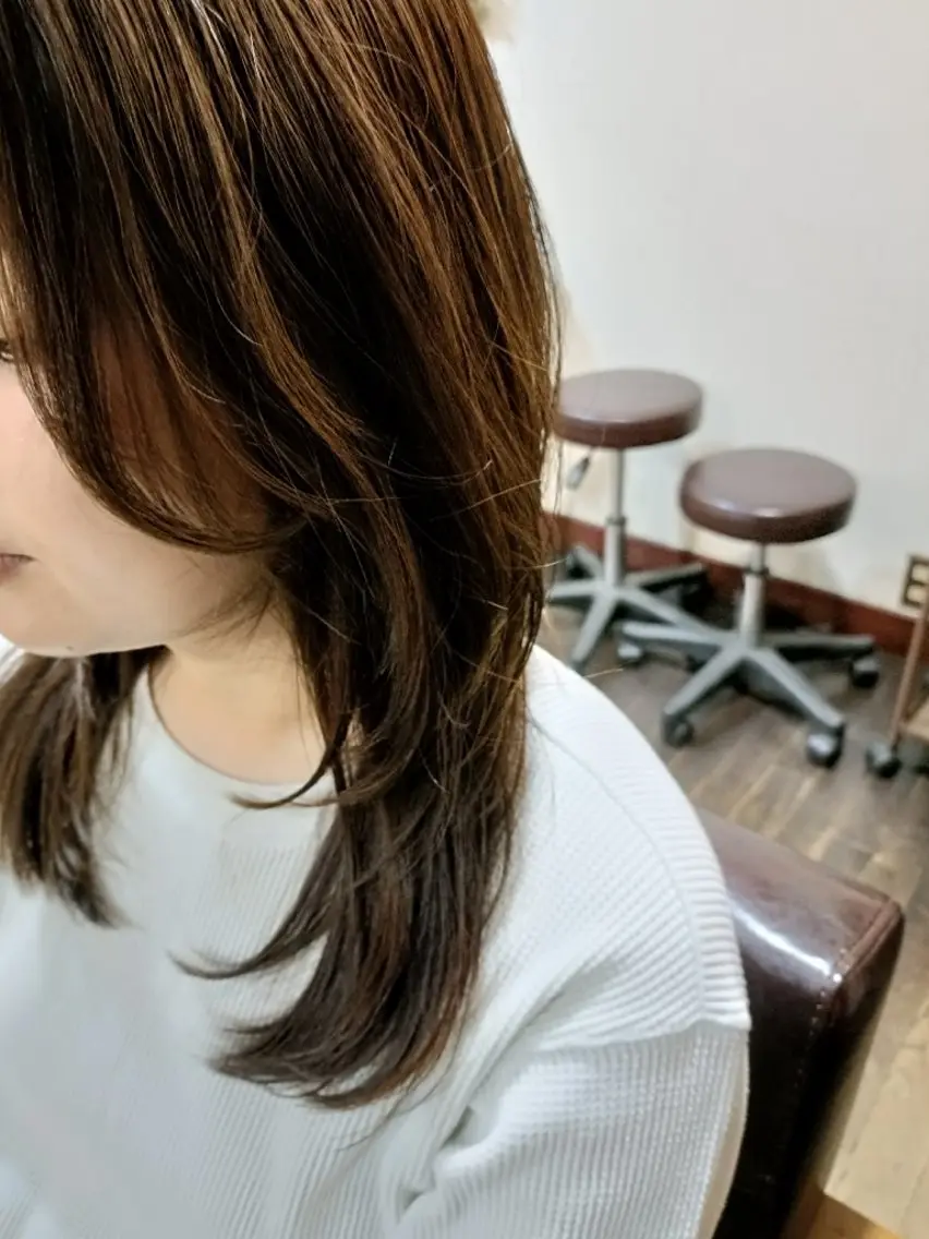 セミロング レイヤーカット カット ASAKO ✴︎アメリシュシュのヘアスタイル