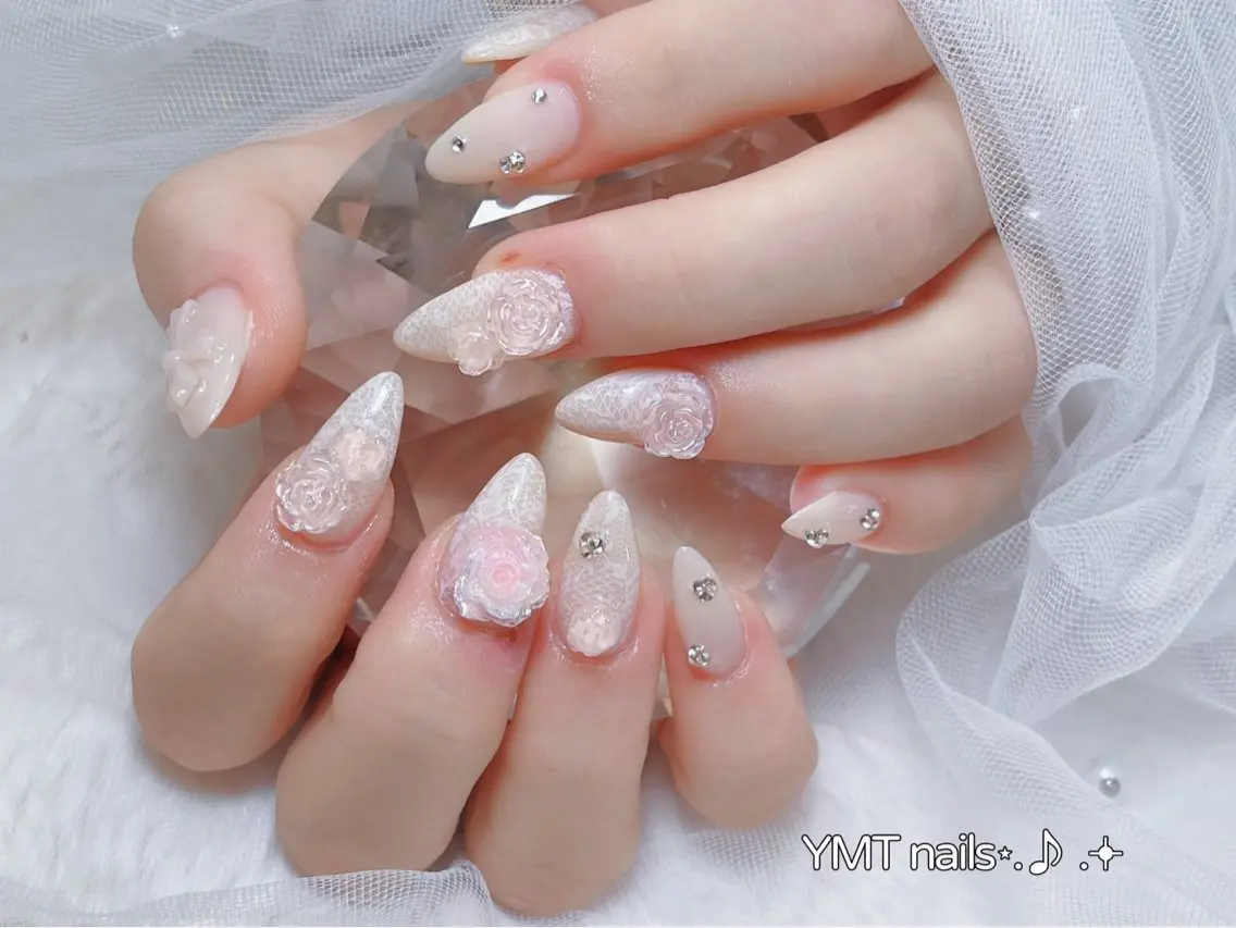 ネイル ハンドネイル mochi nailsのネイルデザイン