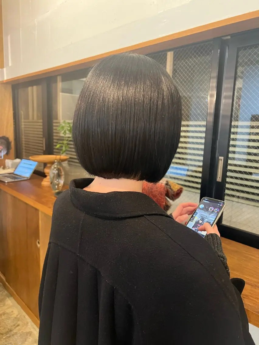 ミディアム カット 鈴木 三保のヘアスタイル