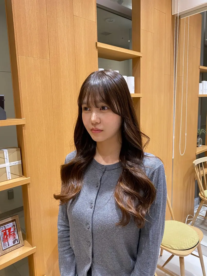 ロング ヘアカラー トリートメント 💎ツヤ髪ストレート カラー💎かのんのヘアスタイル