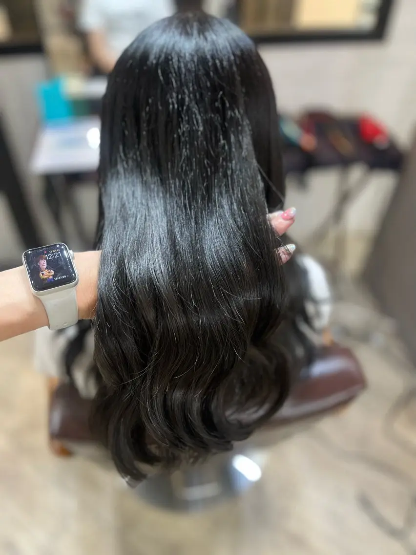 ロング カラー 黒髪 ブルーカラー ブルーブラック 🫧ぷる艶カラー🫧 Yuubi🦩のヘアスタイル