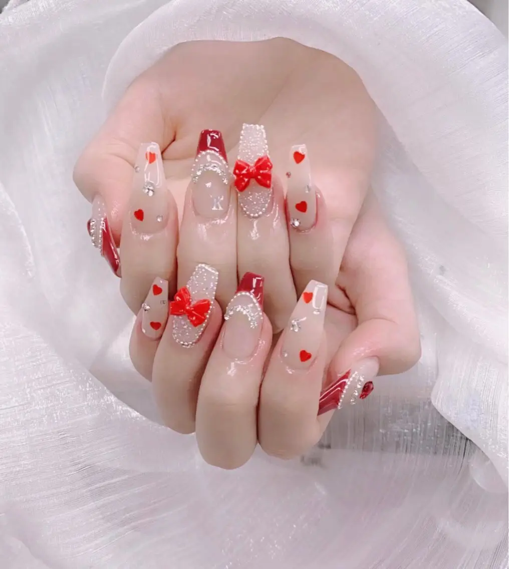 ネイル フレンチネイル ジェルネイル ガラスフレンチ ハロウィン ハート ハンドネイル H.baby Nail Salonのネイルデザイン