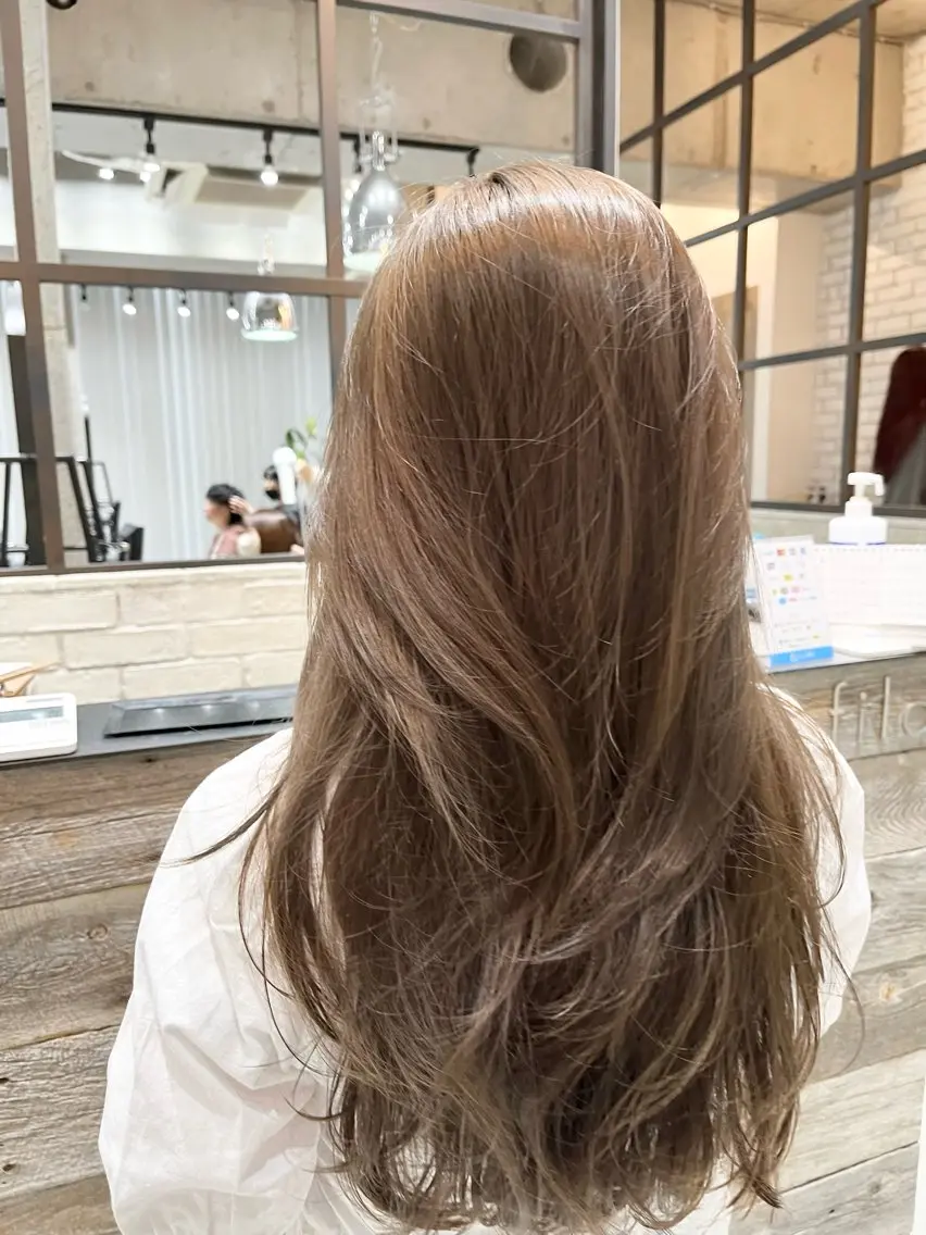 ロング カラー アディクシーカラー ベージュカラー 透明感カラー グレージュ ヘーゼル カット ヘアカラー トリートメント 🌈外国風ハイライト こうたろうのヘアスタイル