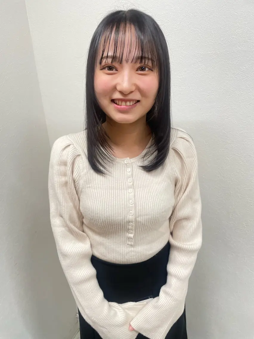 ミディアム カット ヒナゴ トヨカズのヘアスタイル