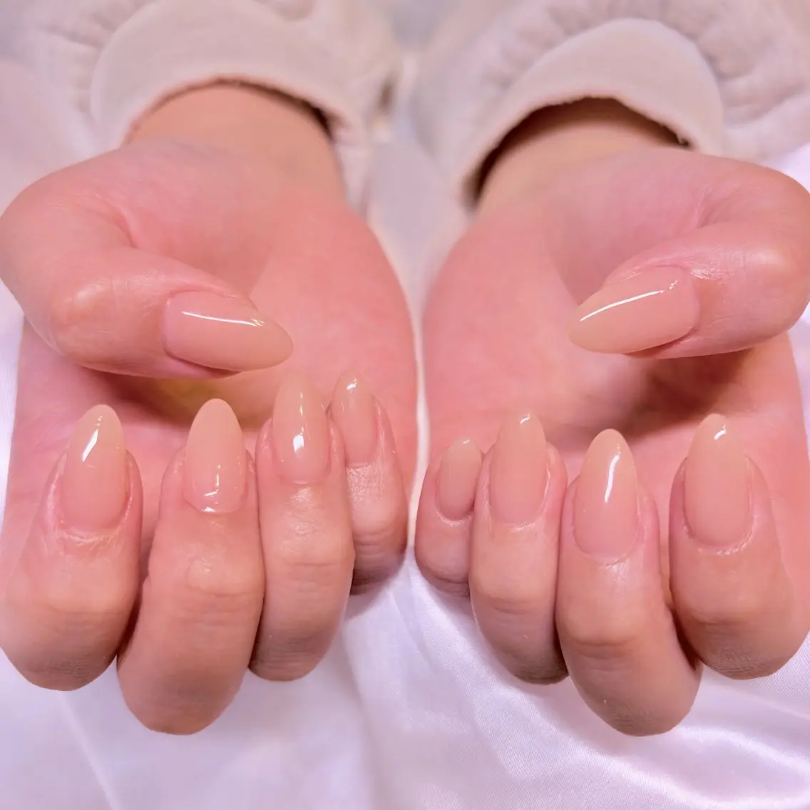 ネイル ワンカラーネイル ハンドネイル nail salon e'mu💐のネイルデザイン