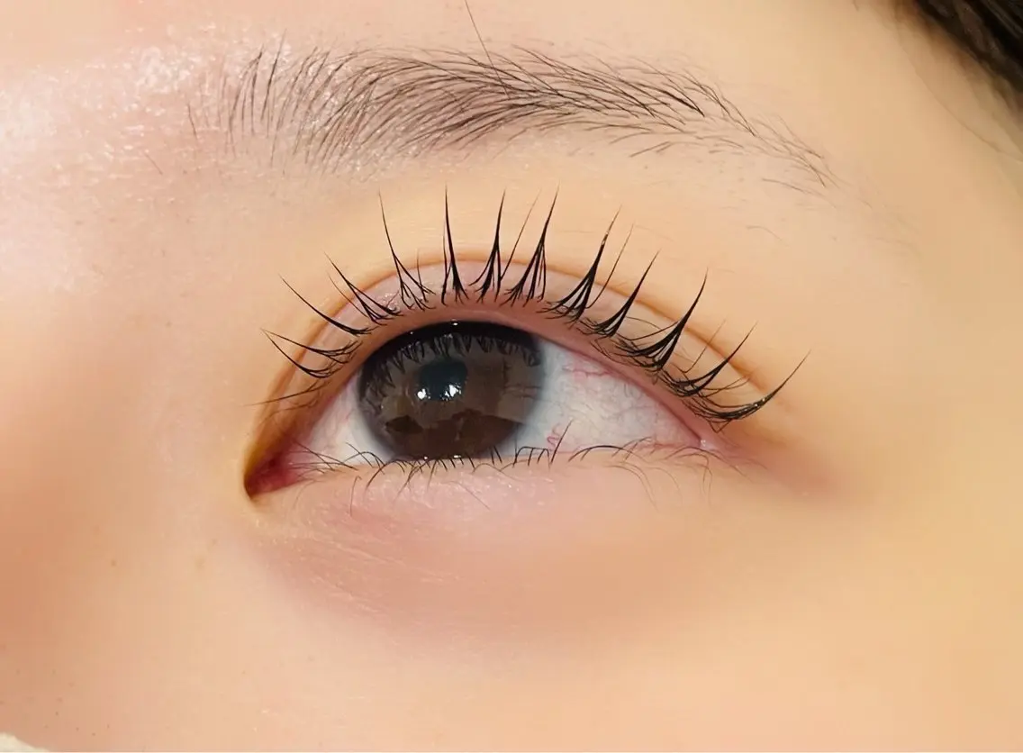 マツエク・マツパ パリジェンヌラッシュリフト eyelist suzukaのマツエク・マツパデザイン