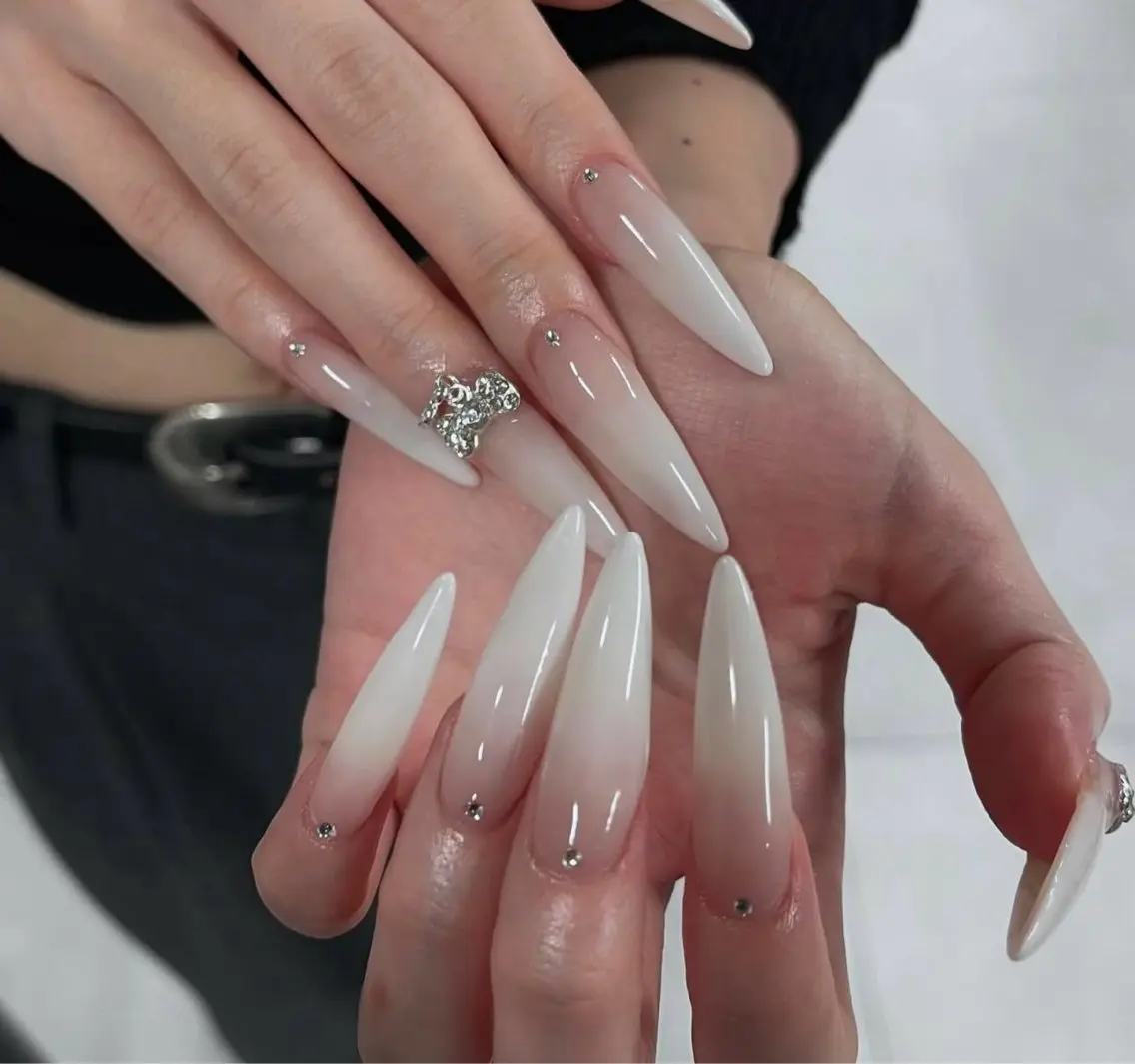 ネイル ハンドネイル NieNail Nezukoのネイルデザイン