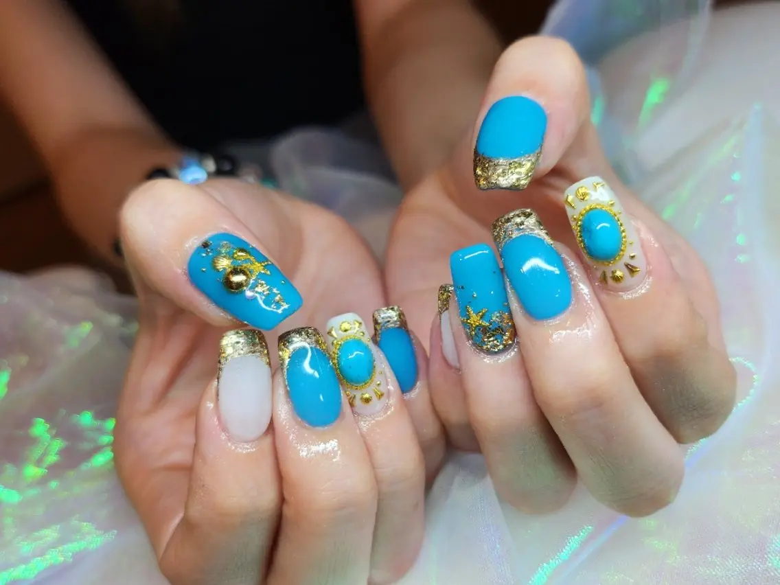 ネイル ハンドネイル 💜bora .のネイルデザイン
