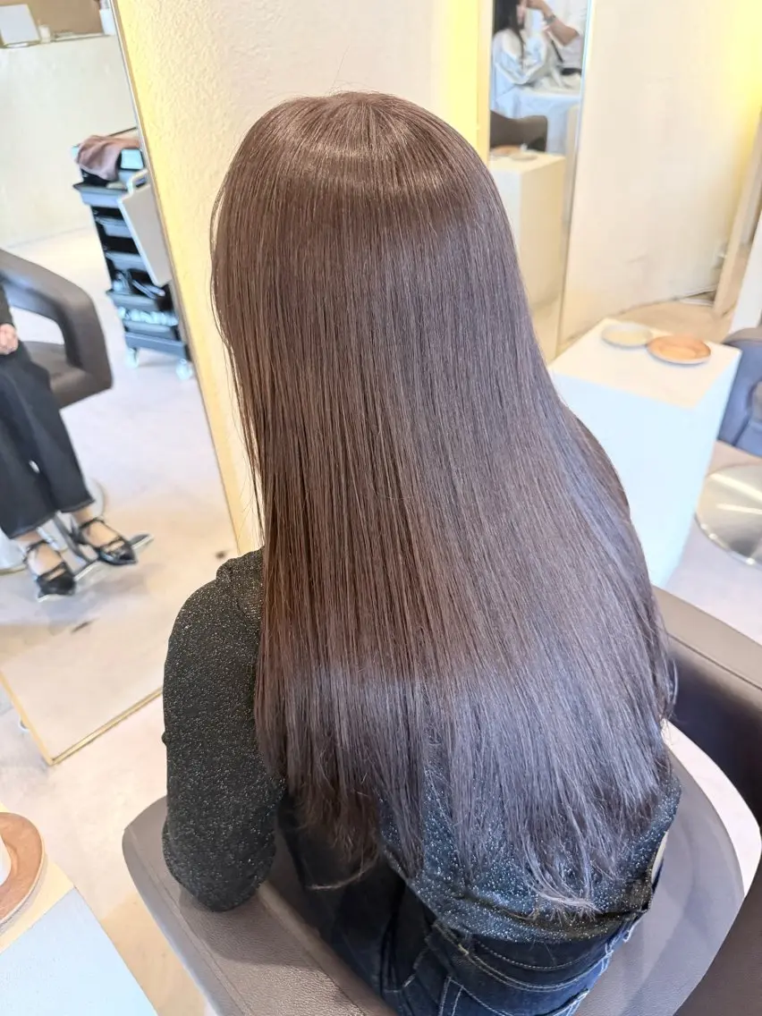 ロング カラー ブリーチ 透明感カラー ダブルカラー グレージュ ラベンダーカラー ヘアカラー トリートメント Risa🐈‍⬛/ グレージュ/透明感のヘアスタイル