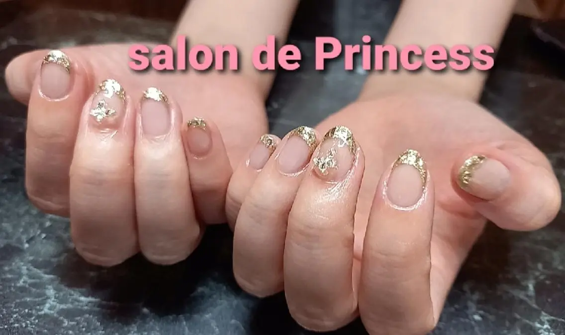 ネイル 成人式 フレンチネイル ガラスフレンチ salon de  Princessのネイルデザイン