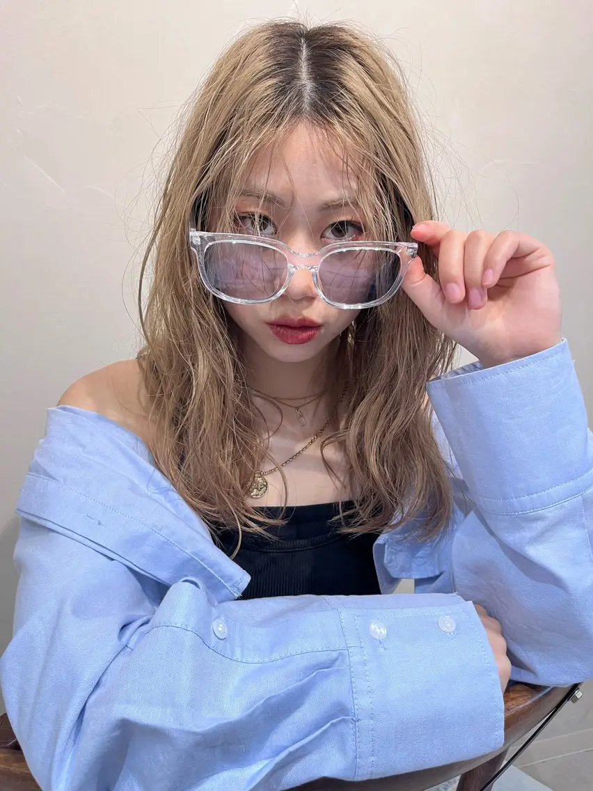 ロング カラー ハイトーンカラー 透明感カラー🫧🌈 似合わせカット✂︎のヘアスタイル