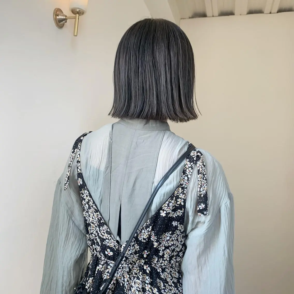 ショート カラー カット ヘアカラー トリートメント 本間 結衣のヘアスタイル