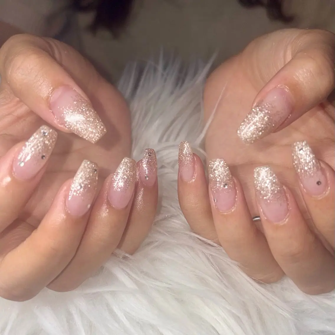 ネイル グラデーション ラメ(グリッター) ラメグラデーション ハンドネイル y's beauty京橋店のネイルデザイン