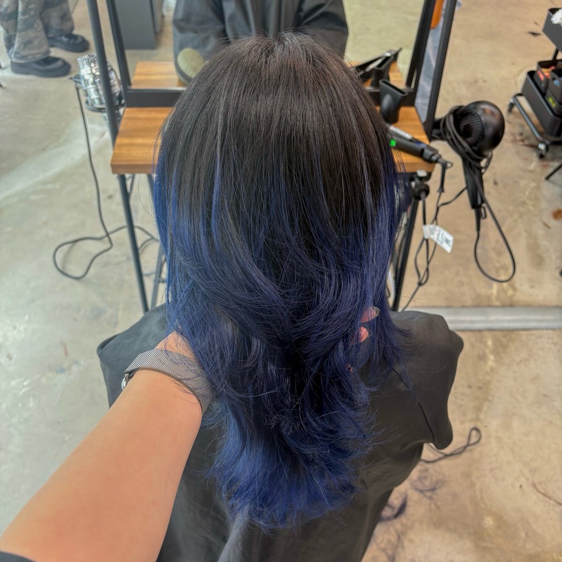 ロング カラー ベージュカラー ブリーチ ブルーカラー 透明感カラー デザインカラー カット ヘアカラー トリートメント ブリーチ/レイヤー 💙ayame💙のヘアスタイル