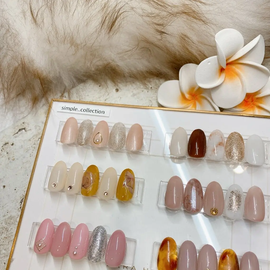 ネイル シンプルネイル feminine nailのネイルデザイン